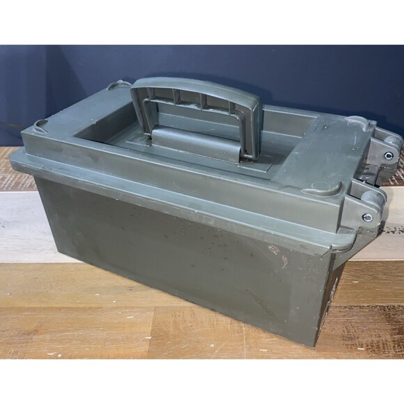 Wise 56011-13 15" L x 7.75" W x 6.5" H Olive Green Small Dry Box Ammo Tackle Box - Picture 3 of 6